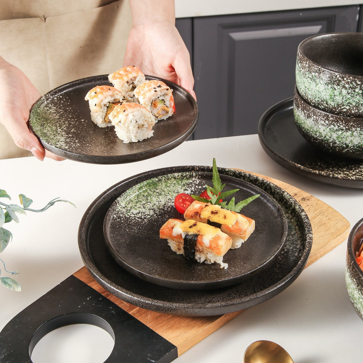 Aloha 16-Piece Green Stoneware Set